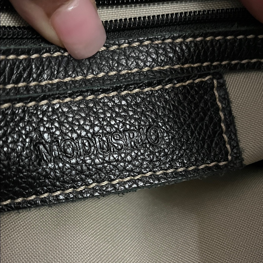 Modus Rio Brianna Crossbody Bag - Picture 4 of 14